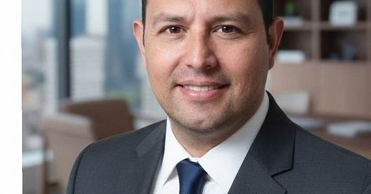 Carlos Emilio B%C3%A1Ez Net Worth 360. Jpg