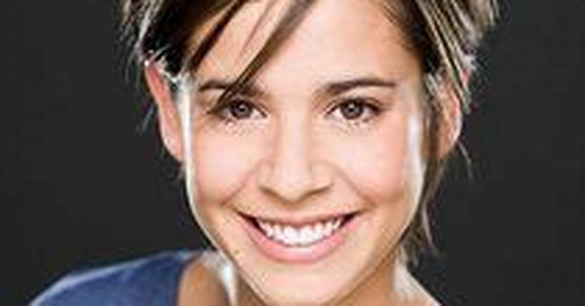 Carlota Olcina Net Worth