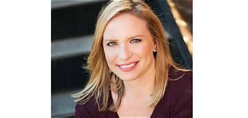 Caroline Renfro Net Worth