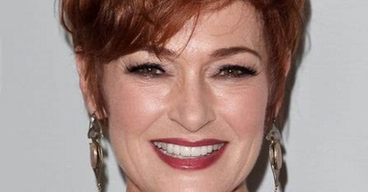 Carolyn Hennesy Net Worth