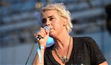 Cat Power Net Worth