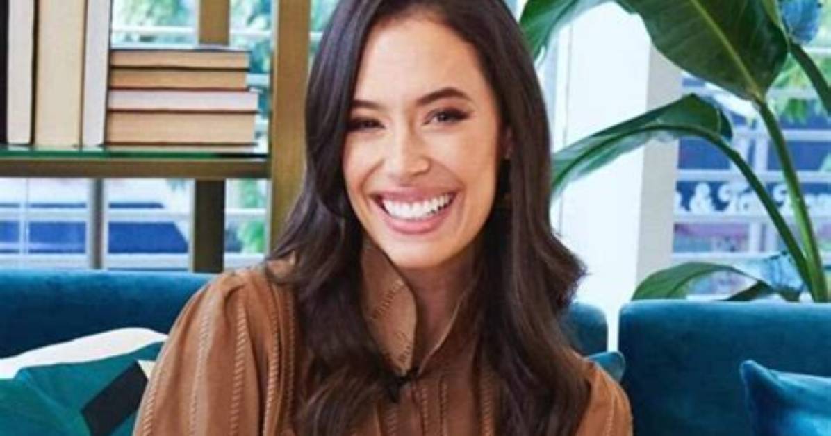 Chloe Bridges Net Worth
