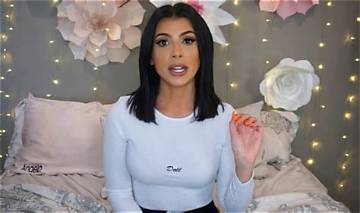 Chloe Khan Net Worth
