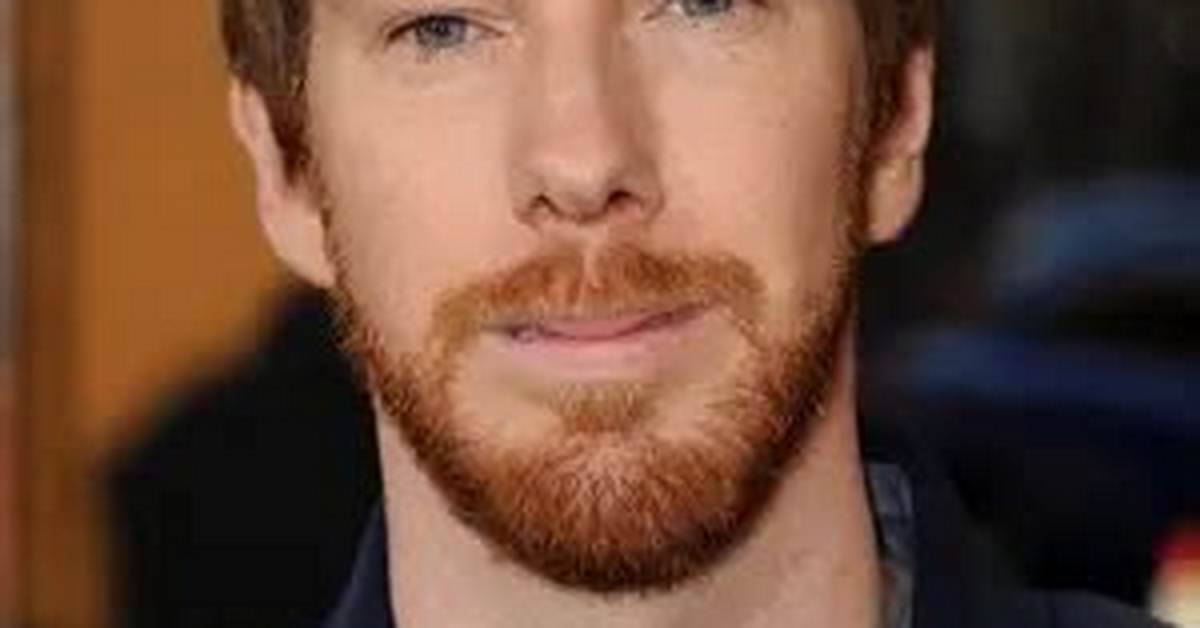 Chris Owen Net Worth