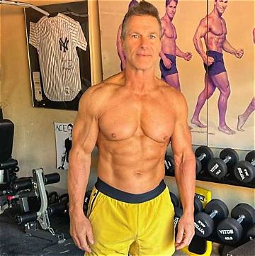 Clark Bartram Net Worth