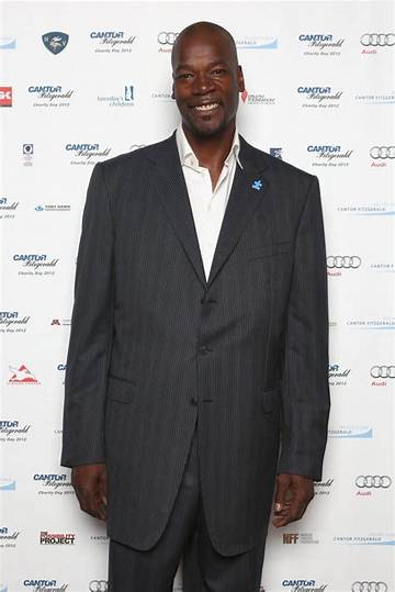 Cliff Robinson Net Worth
