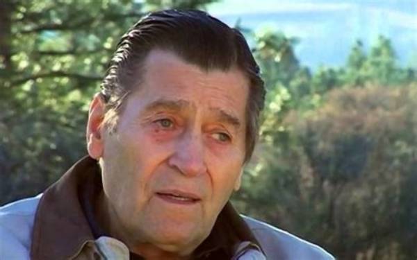 Clint Walker Net Worth