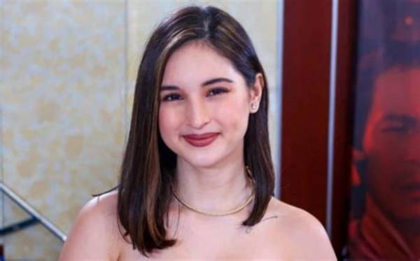 Coleen Garcia Net Worth