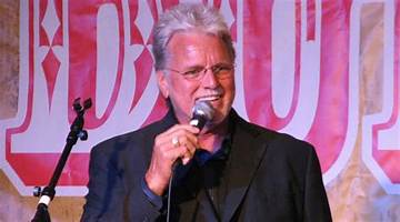 Con Hunley Net Worth