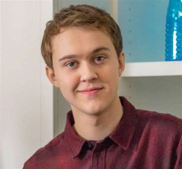 Connor Stanhope Net Worth