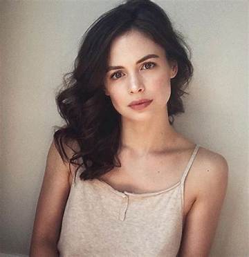 Conor Leslie Net Worth