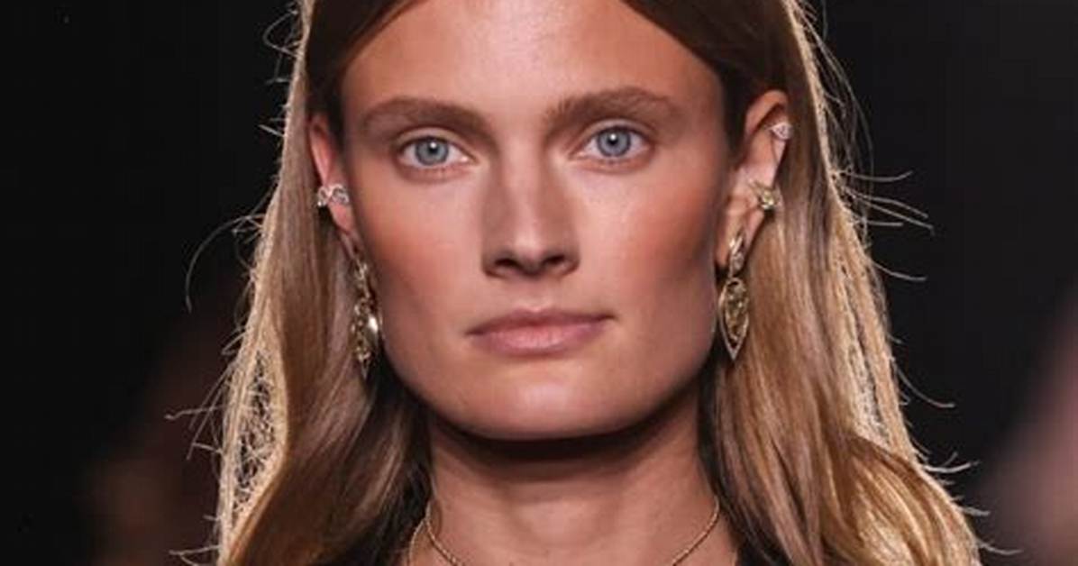 Constance Jablonski Net Worth