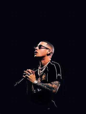 Cosculluela Net Worth