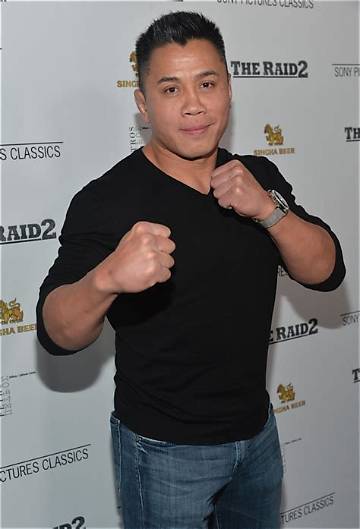 Cung Le Net Worth