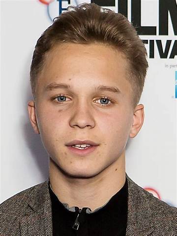 Daniel Huttlestone Net Worth