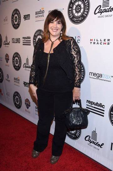 Danielle Brisebois Net Worth