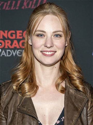 Deborah Ann Woll (Actress) Net Worth