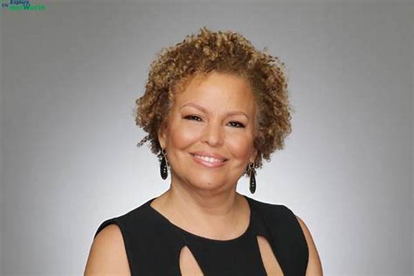 Debra-Lee Davidson Net Worth