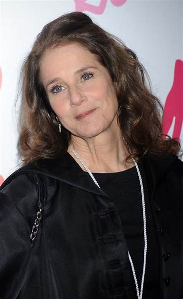 Debra Winger Net Worth