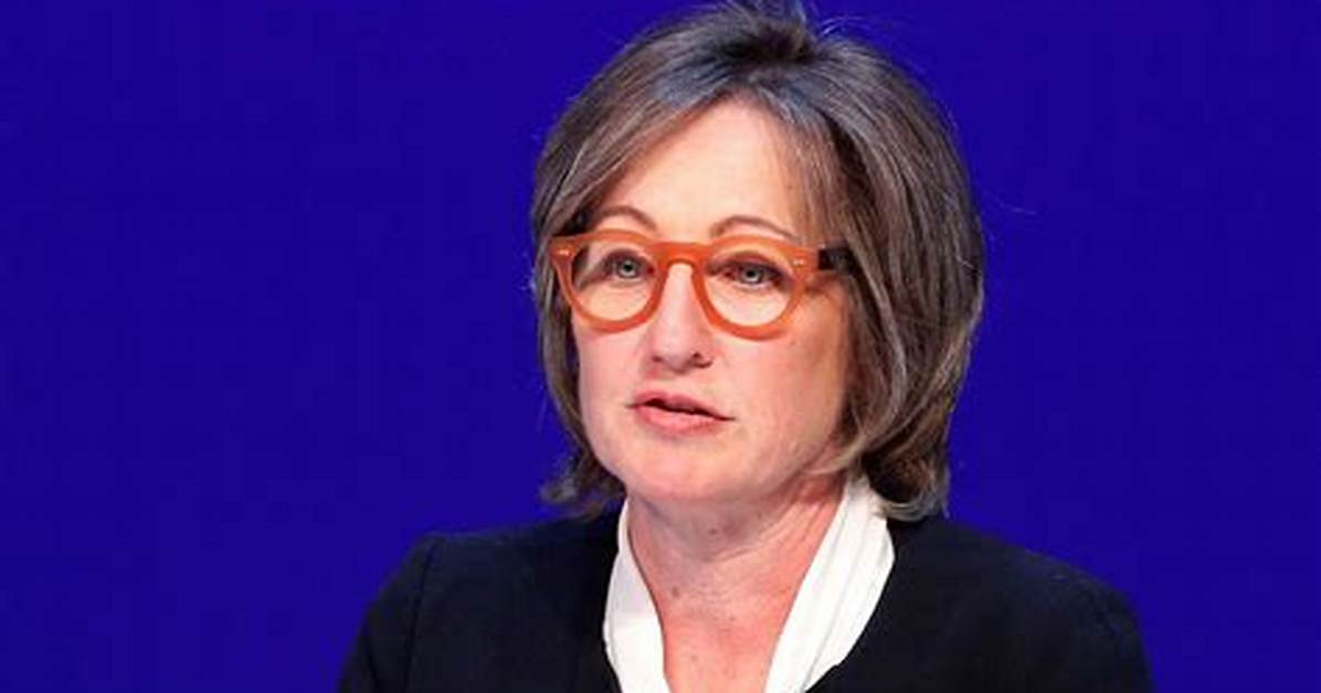 Dee Dee Myers Net Worth