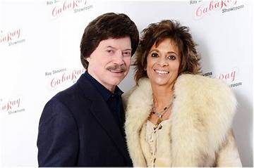 Dianne Goldsboro Net Worth