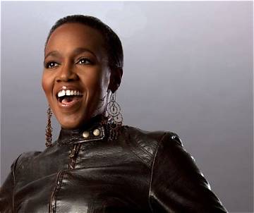 Dionne Farris Net Worth