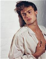 Douglas Booth Net Worth