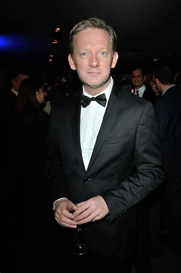 Douglas Henshall Net Worth