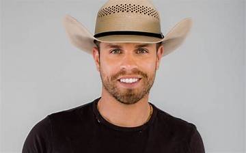 Dustin Lynch Net Worth