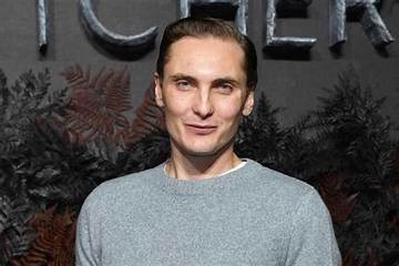 Eamon Farren Net Worth