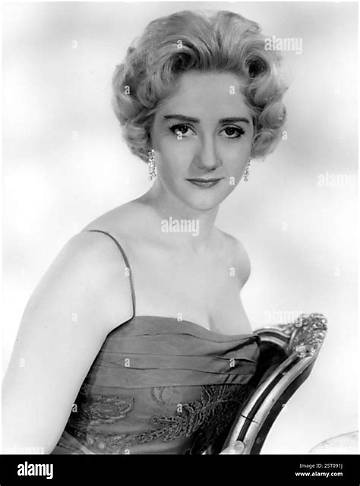 Elisabeth Fraser Net Worth