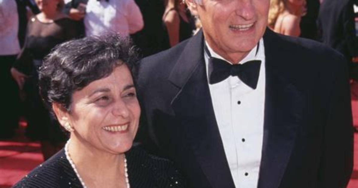 Elizabeth Alda Net Worth
