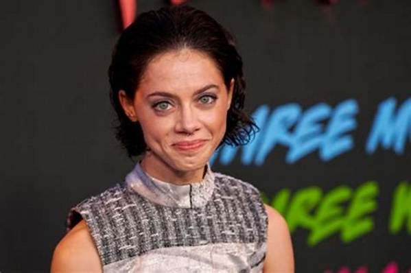 Elizabeth Scopel Net Worth