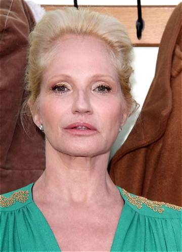 Ellen Moss Net Worth