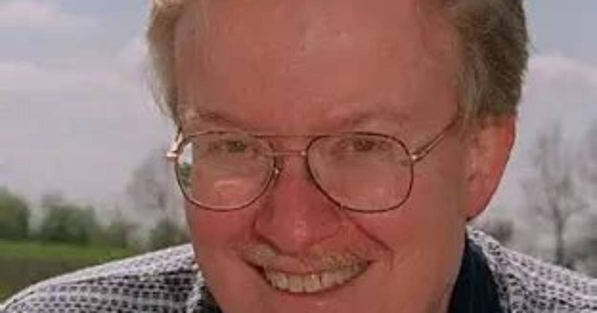 Elwood Edwards Net Worth
