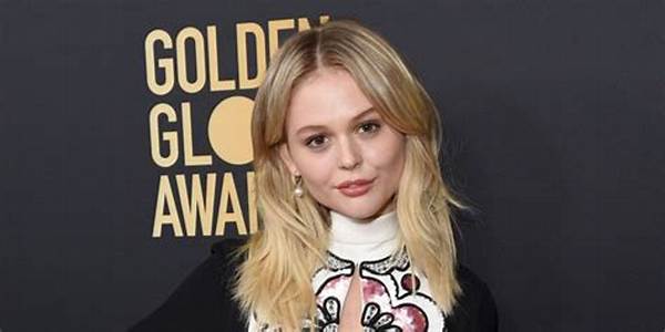 Emily Alyn Lind Net Worth