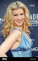Emily West Net Worth