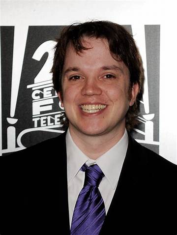 Eric Millegan Net Worth