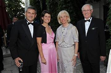 Erich Schiffmann Net Worth