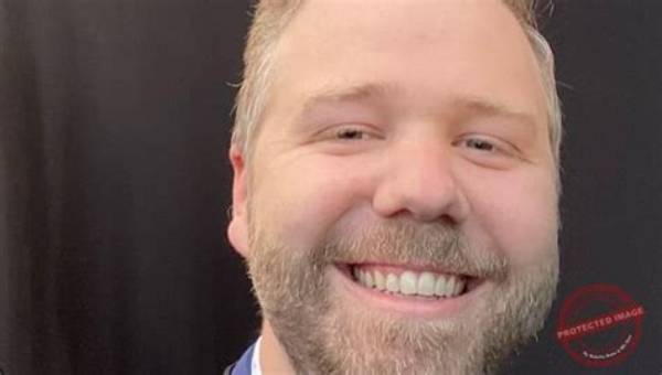 Erik Voss Net Worth