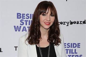 Erin Darke Net Worth
