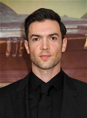 Ethan Peck Net Worth