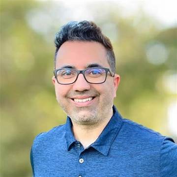 Farzin Toussi Net Worth