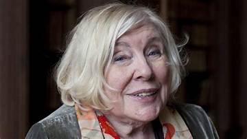 Fay Weldon Net Worth