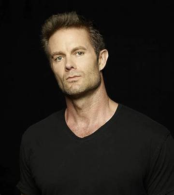 Garret Dillahunt Net Worth