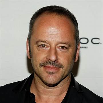 Gil Bellows Net Worth