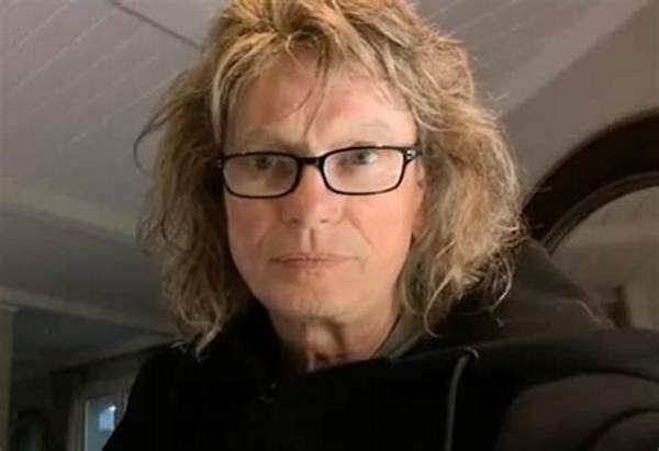 Gil Moore Net Worth