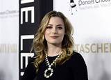 Gillian Jacobs Net Worth