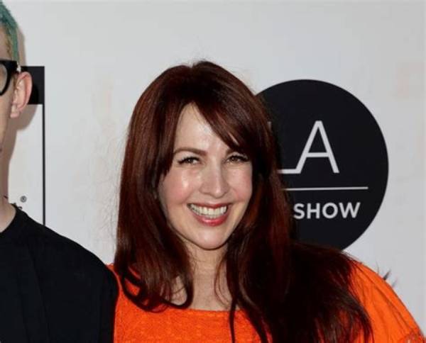 Grey Delisle Net Worth