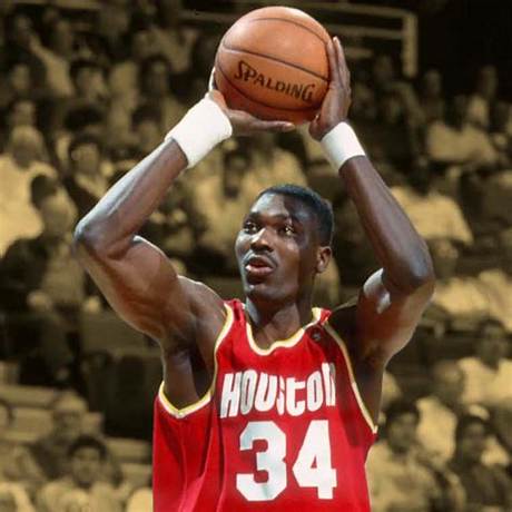 Hakeem Olajuwon Net Worth